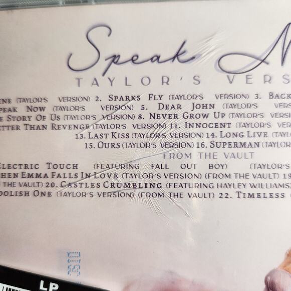 Taylor Swift Speak Now Taylor's Version 2 Disk CD 2022 Brand New - Picture 6 of 6